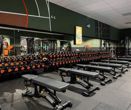 Basic-Fit 24/7 Bild 1