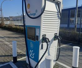 Shell Recharge Charging Station Bild 2
