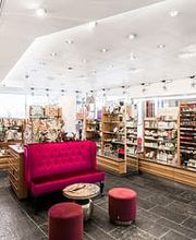 Alpstein-Parfümerie Bild 2