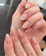 Real Nails Zurich - Nagelstudio - Gelnägel - Frenchnägel - Nägelstudio Bild 8