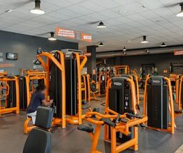Basic-Fit 24/7 image 3