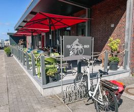 Junge Die Bäckerei. Bild 2