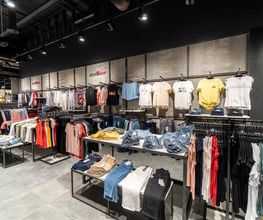 Jeans Shop Bild 2