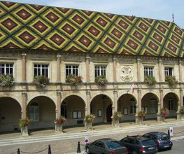 Mairie - Gray image 5