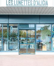 LES LUNETTES D'ALICIA image 5