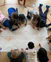 École Bilingue Eveil Montessori 3 à 6 ans Bild 5