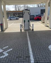 Shell Recharge Charging Station Bild 1