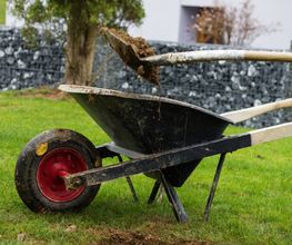 Gartenarbeit