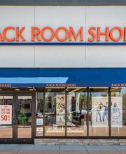 Exterior Shot of Store/Building (Wide Shot)