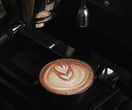 BALLOTT COFFEE SHOP Bild 20