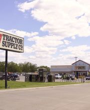 Nearest Intersection and/or Pylon Signage