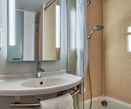 B&B HOTEL Caen Sud image 7