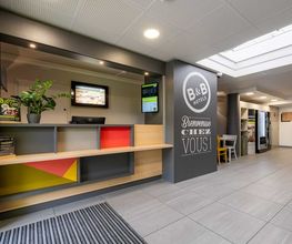 B&B HOTEL Calais Centre Saint-Pierre image 13