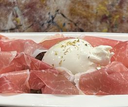 Prosciutto crudo e burrata