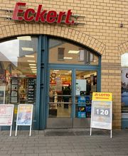 Eckert im Bahnhof Hennigsdorf
