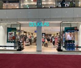 Douglas Hamm Allee-Center Bild 1