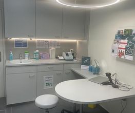 amavita-apotheke-chur-service-room
