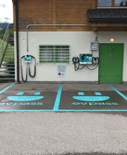 Shell Recharge Charging Station Bild 1