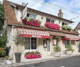 L'Auberge de Saint Thibault image 15
