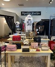 Mainstream Boutique The Woodlands image 6