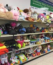 UNIQUE OUTLET THRIFT image 10