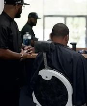 PROUVÉ BARBERSHOP & LOUNGE image 4