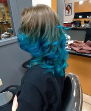 Fantastic Sams Cut & Color image 3