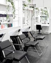 SHIFT Friseure Schöneberg - Aveda Salon Bild 17