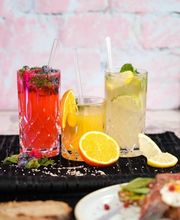 Lovaena Café Bild 4