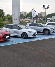 Toyota Dreux Automobile - Car Lovers image 11