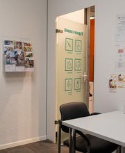 Pharmacie-Amavita-Portes-Rouges-service