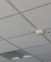 Plafonds acoustiques Stöckli Wadesco