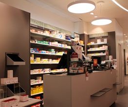 check-out-schalter-amavita-apotheke-ischi