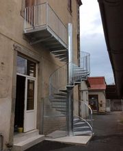 Reymond Robert image 11