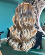 IUBA HAIRSTYLE Bild 6