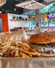 Jules & John image 1