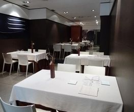 restaurant-lluerna-mesas-02.jpg