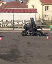 Auto-Moto Ecole De Conduite KM SASU image 18