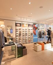 Lacoste Siam Mall imagen 1