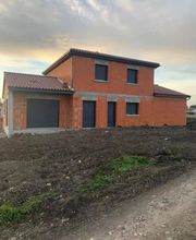 R Construction image 2