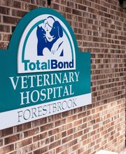 TotalBond Veterinary Hospital at Forestbrook image 1