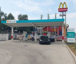 Shell Recharge Charging Station Bild 1
