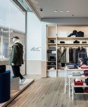 Boutique Lacoste Montpellier Odysseum_Prêt-à-porter Homme et Femme