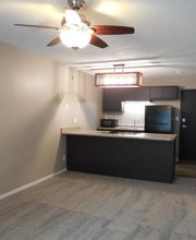 College View Apartments image 8