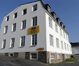 AHA Möbel-Markt Bild 1