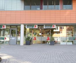 Aussenansicht der MediPark Apotheke OHG