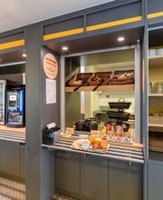 B&B HOTEL Lyon Saint-Priest image 10