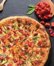 Chicken Tikka Pizza-01.jpg