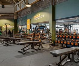 Basic-Fit 24/7 image 1