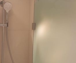 MEINE GLAS DUSCHE - Rahmenlose Duschwände, Duschkabinen, Duschabtrennungen aus Glas im Raum München, Augsburg, Ingolstadt, Landshut, Rosenheim, Allgäu, Oberbayern, Schwaben, Niederbayern.